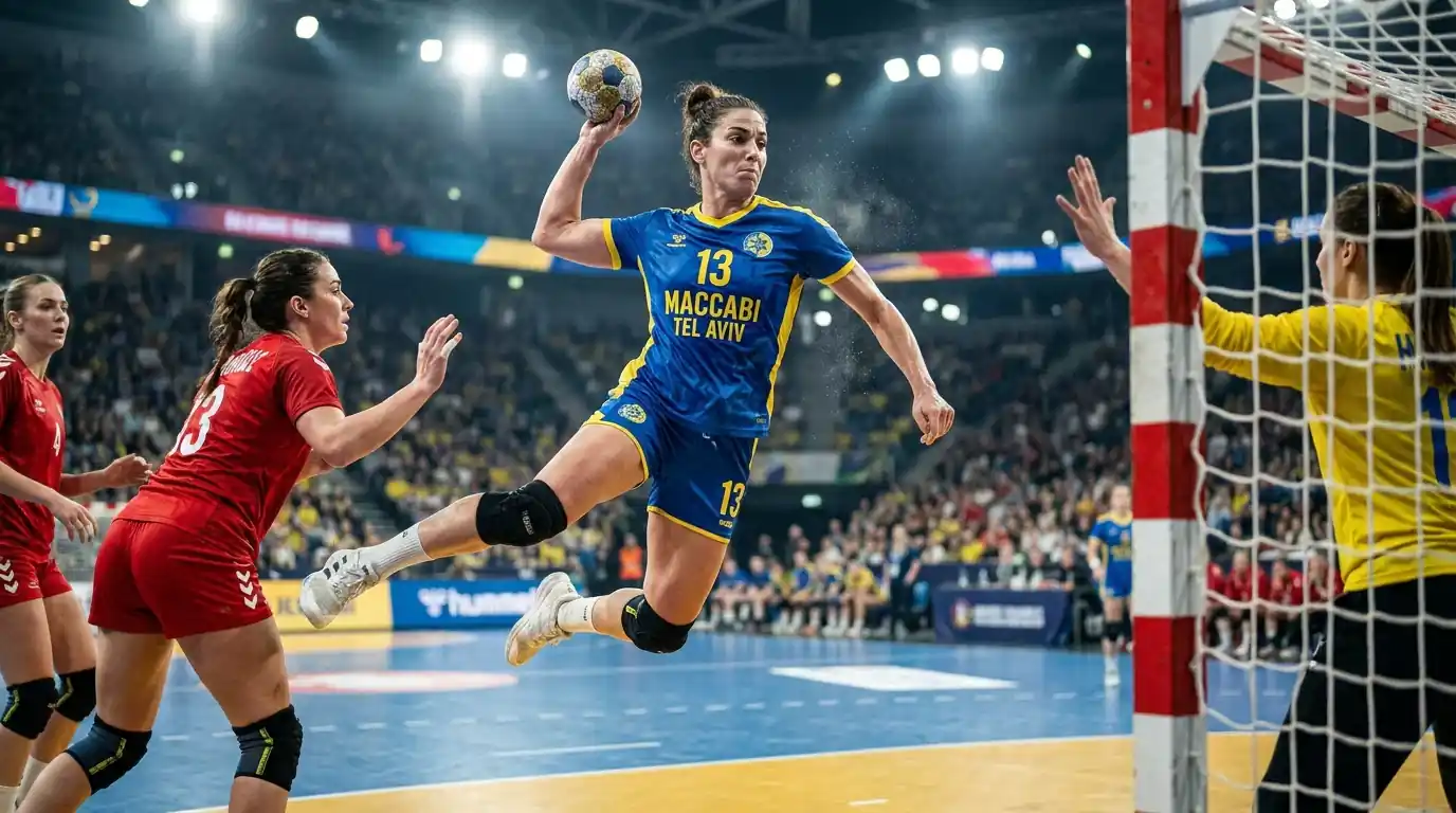 Женски хандбален мач от EHF Champions League с атака към вратата
